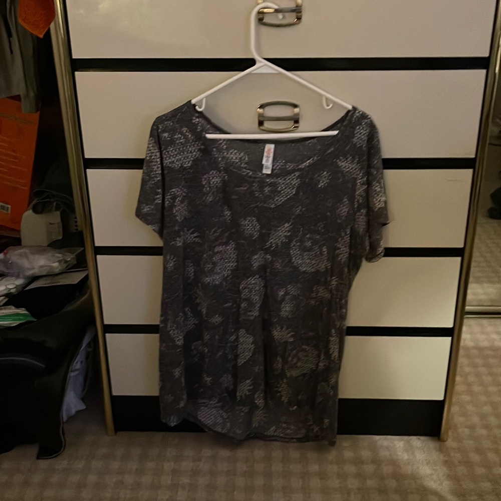 Lularoe shirt